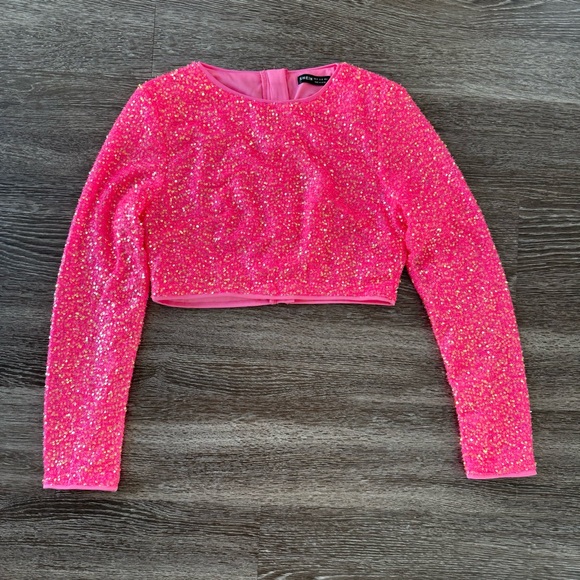 SHEIN Tops - NWOT Pink Sequin Long Sleeve Crop Top